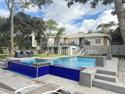 House For Sale in Glen Lorne