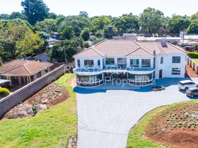 House For Sale in Borrowdale
