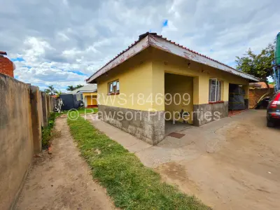 House For Sale in Mainway Meadows