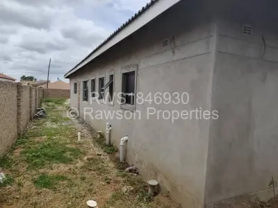 House For Sale in Zimre Park