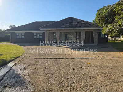 House For Sale in Windsor Park