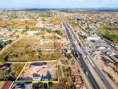 House For Sale in Zimre Park