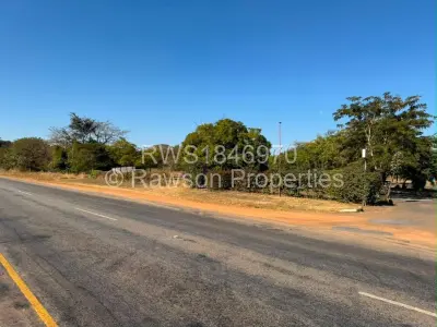 Commercial Stand For Sale in Kadoma