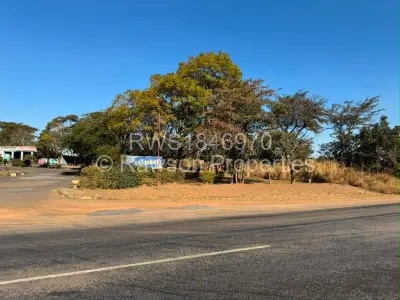 Commercial Stand For Sale in Kadoma