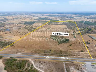 Commercial Stand For Sale in Ruwa