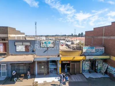 Retail/Shop For Sale in Glen View