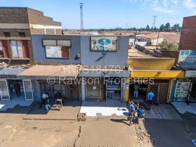 Retail/Shop For Sale in Glen View