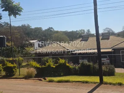 House For Sale in Glen Lorne