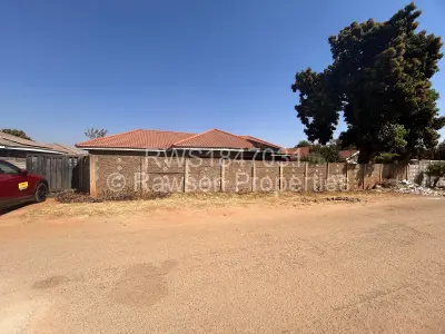 House For Sale in Westgate