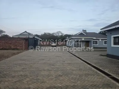 Townhouse/Cluster For Sale in Parktown