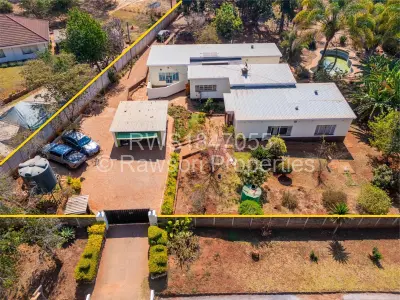 House For Sale in Greystone Park