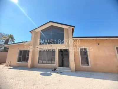 Townhouse/Cluster For Sale in Highlands
