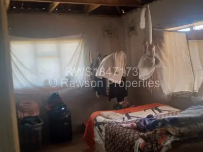 Cottage/Garden Flat For Sale in Belvedere