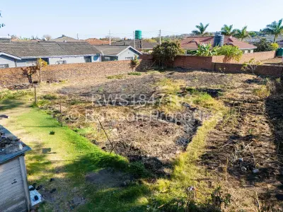 Residential Stand For Sale in Bluff Hill