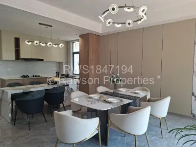 Townhouse/Cluster For Sale in Highlands
