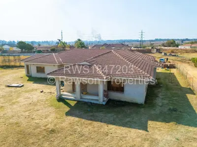 House For Sale in Pomona