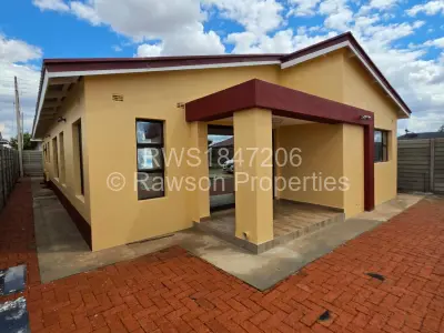 House For Sale in Nyabira