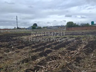 Residential Stand For Sale in Manresa