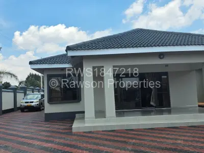 Townhouse/Cluster For Sale in Borrowdale