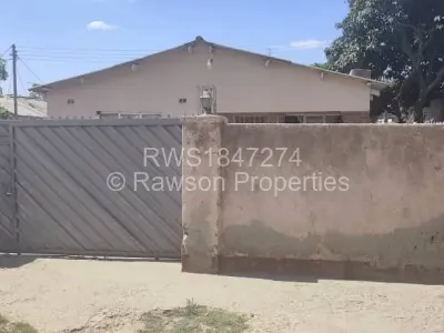 House For Sale in Chitungwiza