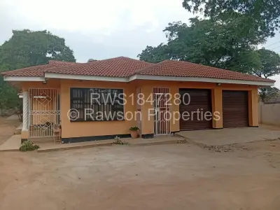 House For Sale in Waterfalls