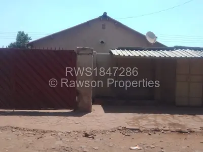 House For Sale in Dzivarasekwa