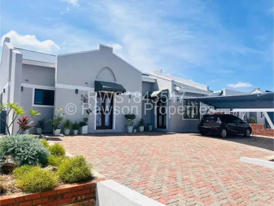 Townhouse/Complex/Cluster for Sale in Greendale