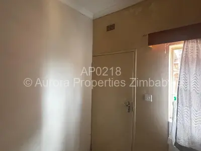 Flat/Apartment For Sale in Mabvuku