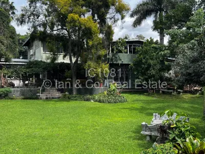 House For Sale in Hillside Byo