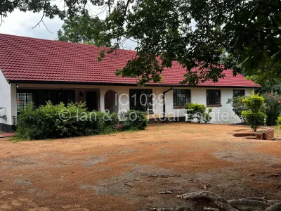 House to Rent in Burnside