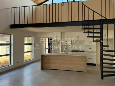 Townhouse/Complex/Cluster for Sale in Newlands