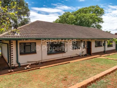 House For Rent in Borrowdale