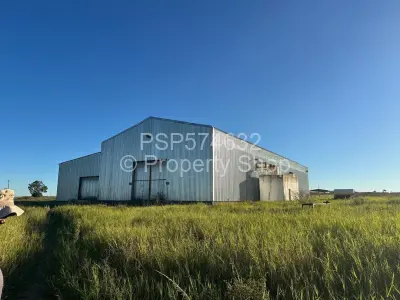 Warehouse/Industrial For Sale in Karoi