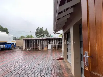 House For Sale in Borrowdale