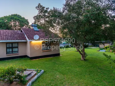 Cottage/Garden Flat For Rent in Greendale