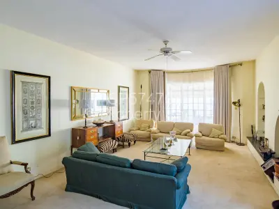 Flat/Apartment For Rent in Avenues