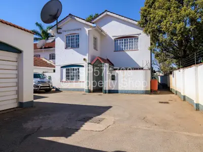Flat/Apartment For Rent in Avenues