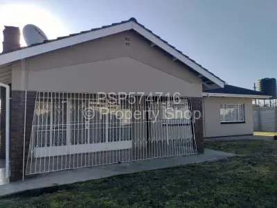 House For Rent in Greengrove