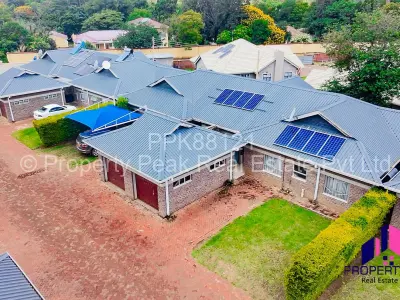 Flat/Apartment For Rent in Newlands