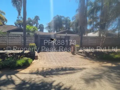 House For Sale in Borrowdale West