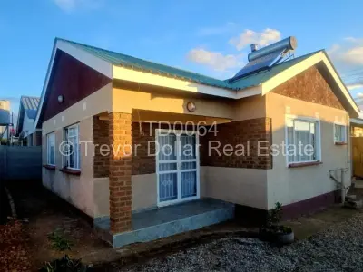 House For Sale in Senga