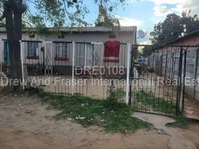 House For Sale in Mufakose