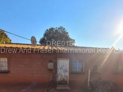 House for Sale in Glendale