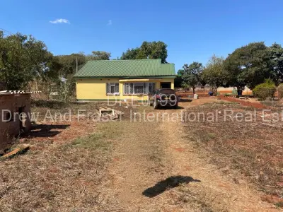 Cottage/Garden Flat for Sale in Norton