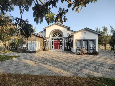 Townhouse/Complex/Cluster to Rent in Arlington