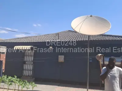 House for Sale in Mainway Meadows