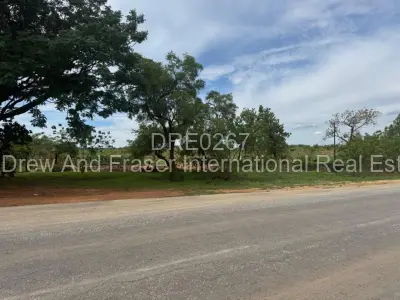 Commercial Stand For Sale in Chinhoyi