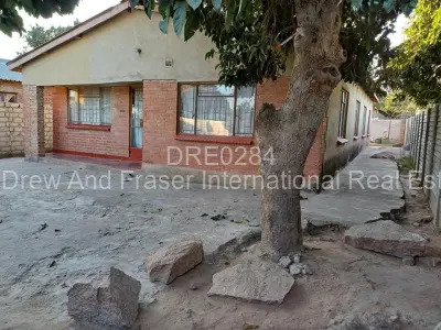 House For Sale in Zengeza