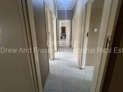 House For Sale in Ashdown Park