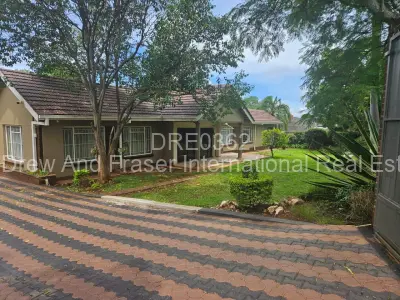 House For Sale in Emerald Hill